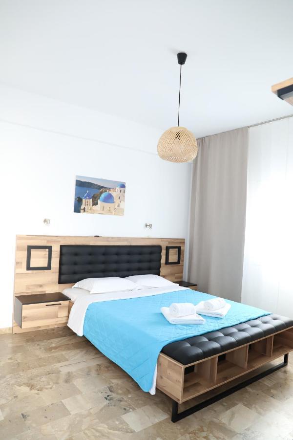 Spiridoula Villa - Santorini Seaside Retreats เปริสซา ภายนอก รูปภาพ
