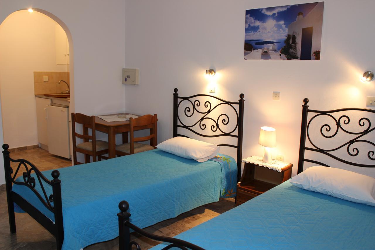Spiridoula Villa - Santorini Seaside Retreats เปริสซา ภายนอก รูปภาพ